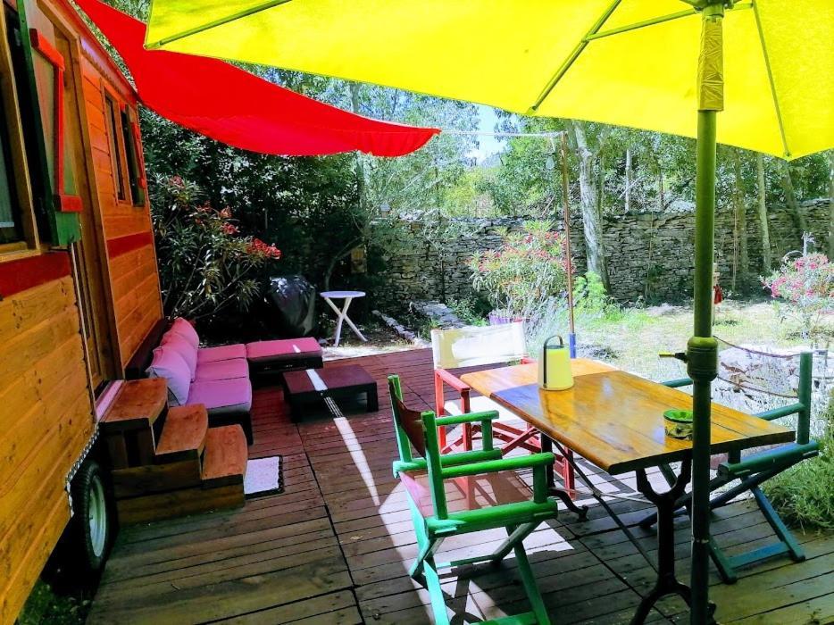 Bed and breakfast Nîmes en Garrigues Extérieur photo